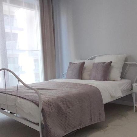 Praga Apartament Apartment วอร์ซอ ภายนอก รูปภาพ