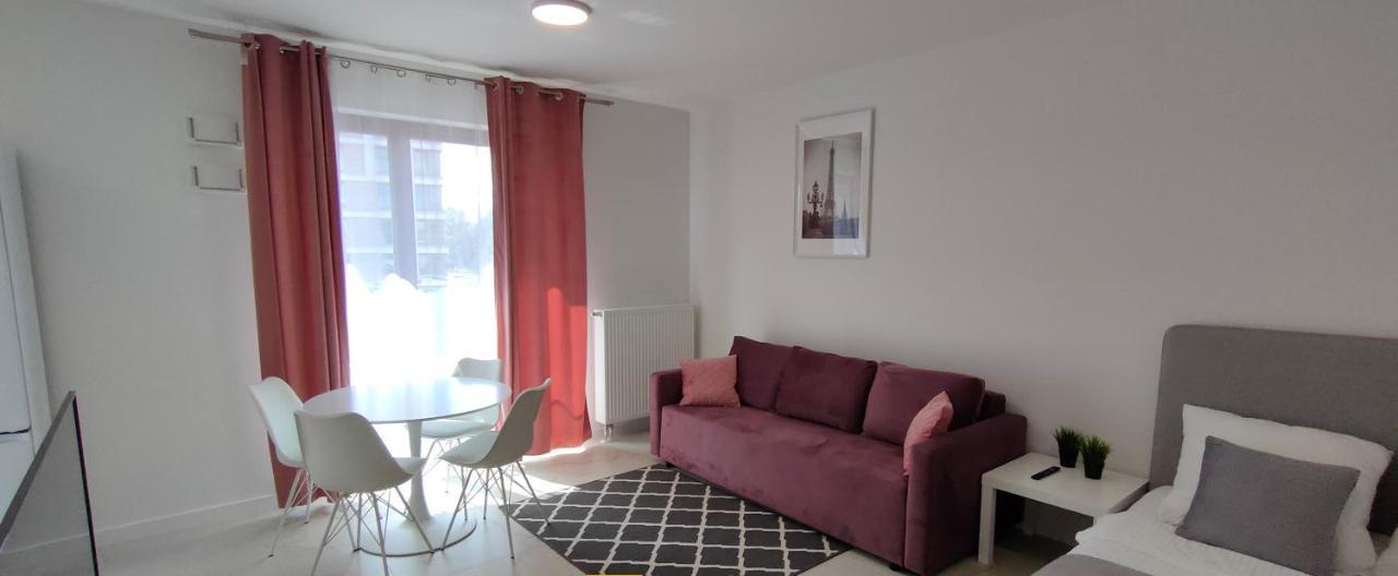 Praga Apartament Apartment วอร์ซอ ภายนอก รูปภาพ