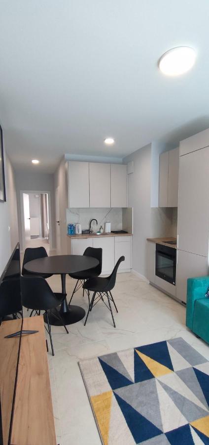Praga Apartament Apartment วอร์ซอ ภายนอก รูปภาพ