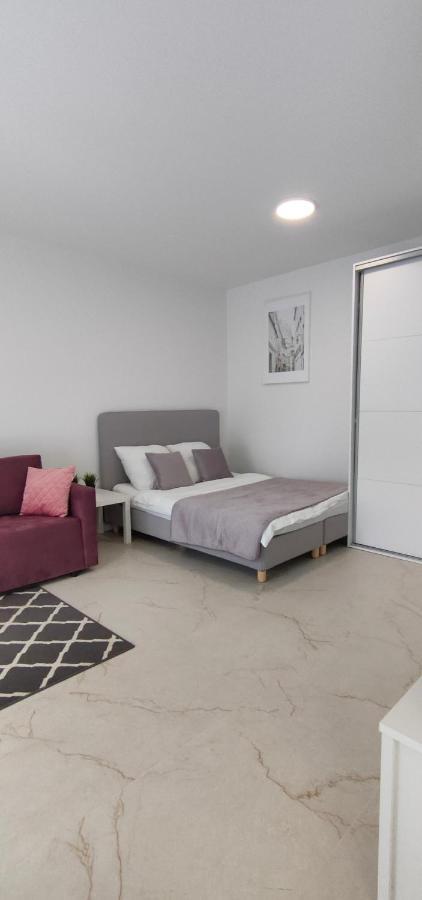 Praga Apartament Apartment วอร์ซอ ภายนอก รูปภาพ